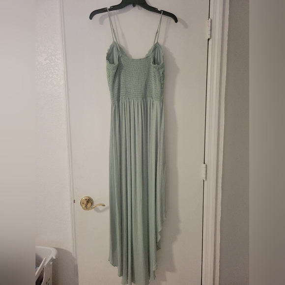 Green flowy dress size S - Picture 2 of 3